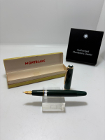 Montblanc Yeşil Reçine Gövdeli Altın Uçlu Dolma Kalem