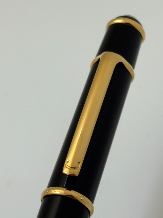 Cartier Trinity Tükenmez Kalem