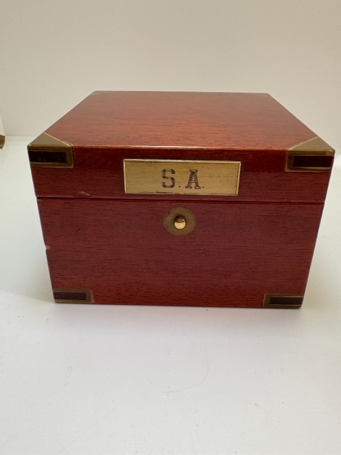 Corum Admiral Cup Tekne Saati