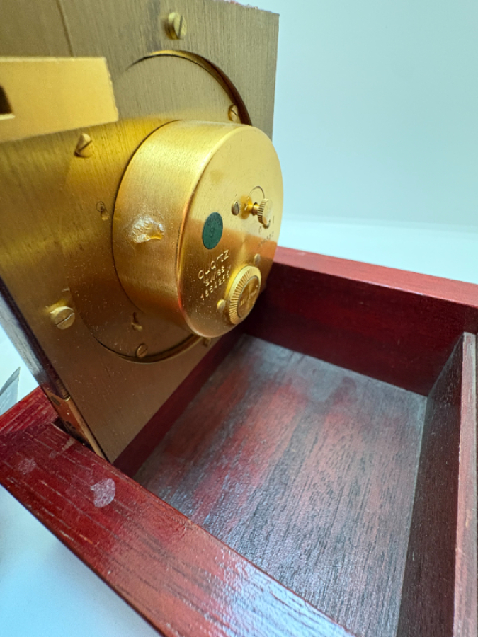 Corum Admiral Cup Tekne Saati