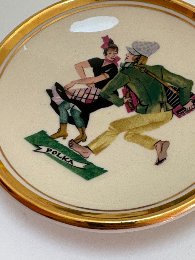 Polka Dansı Porselen 