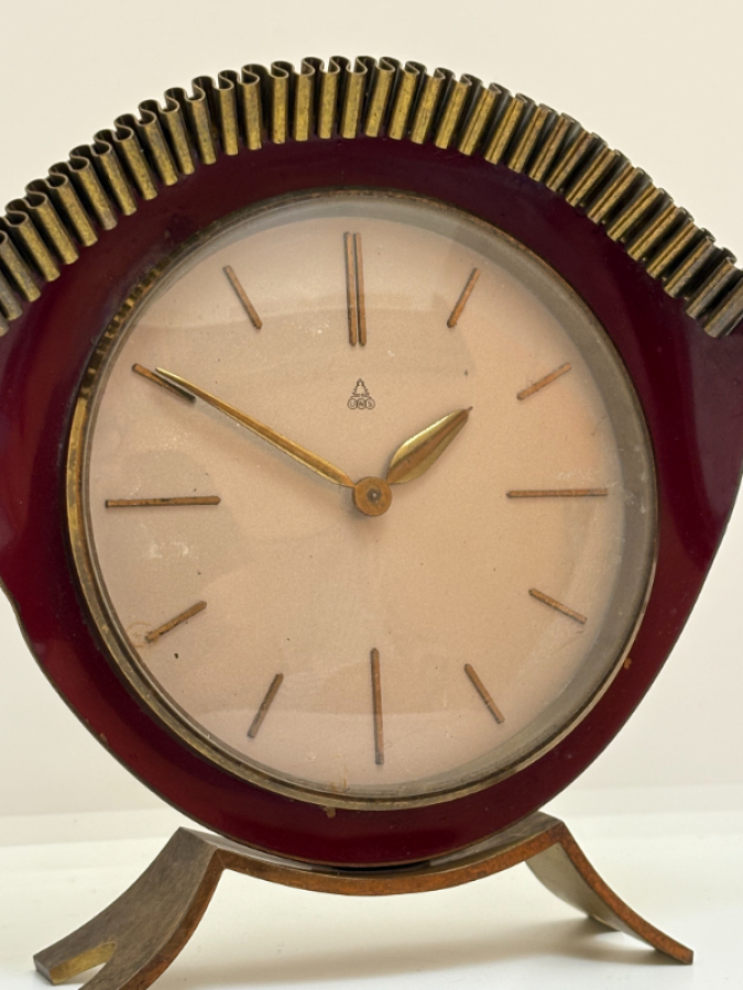 UWS (Uhrenwerk Schwarzwald GmbH) Masa Saati