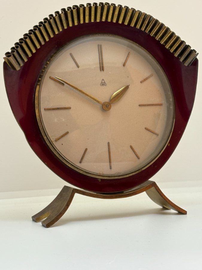 UWS (Uhrenwerk Schwarzwald GmbH) Masa Saati