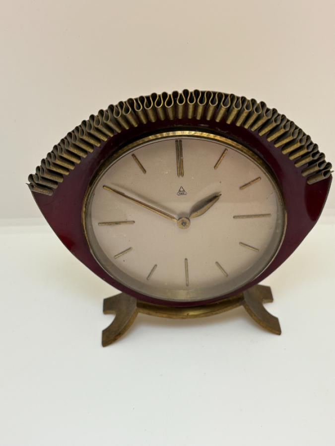 UWS (Uhrenwerk Schwarzwald GmbH) Masa Saati