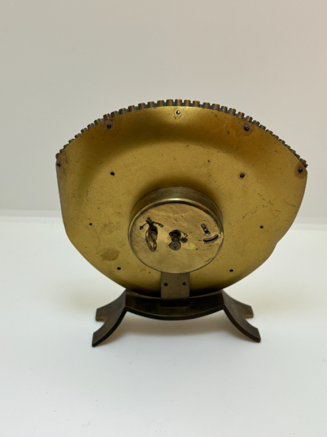 UWS (Uhrenwerk Schwarzwald GmbH) Masa Saati