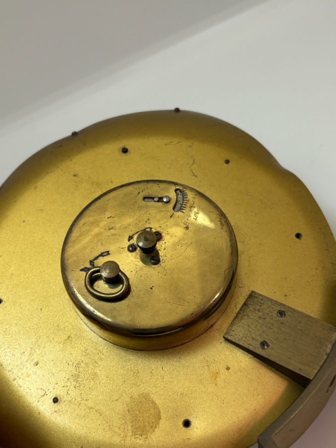 UWS (Uhrenwerk Schwarzwald GmbH) Masa Saati