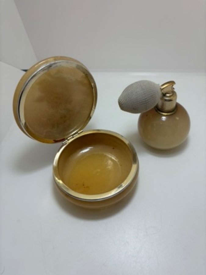 Mermer Mücevher Kutusu ve Parfüm Şişesi