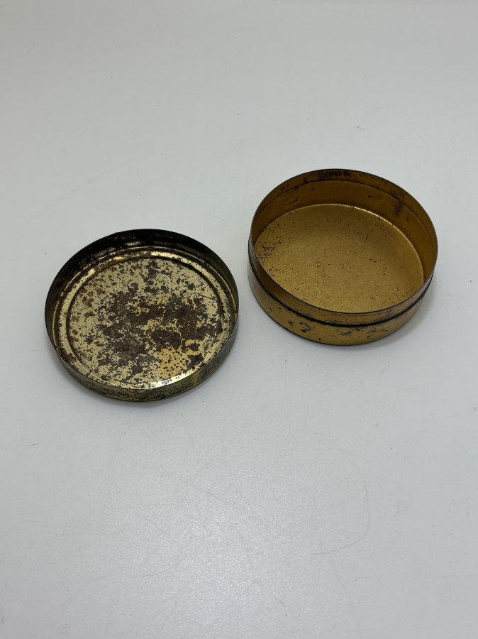 PASTILLES VALDA BOĞAZ PASTİLİ TENEKE KUTU