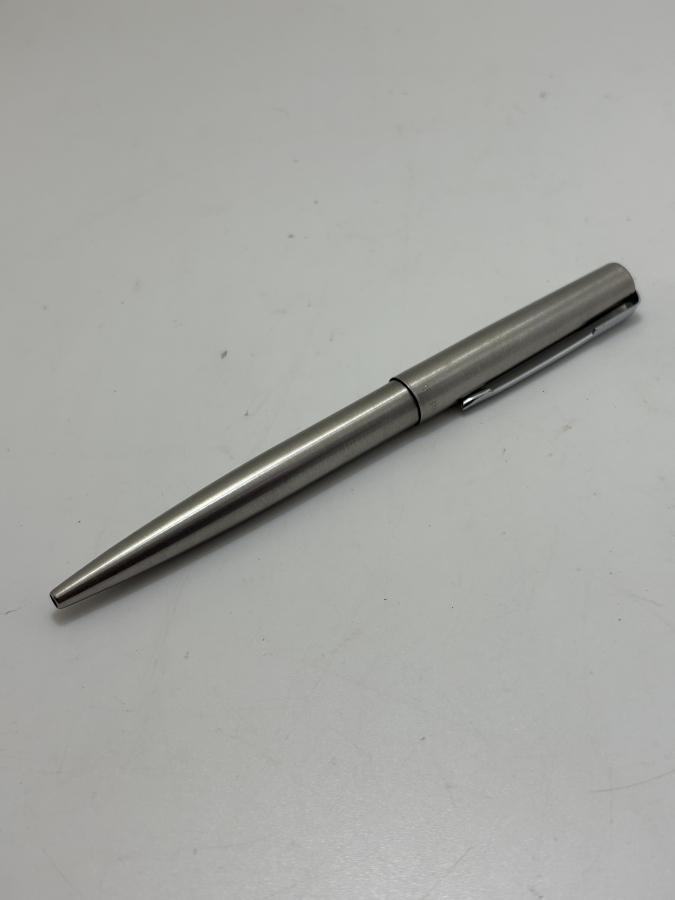 PARKER PASLANMAZ ÇELİK TÜKENMEZ KALEM