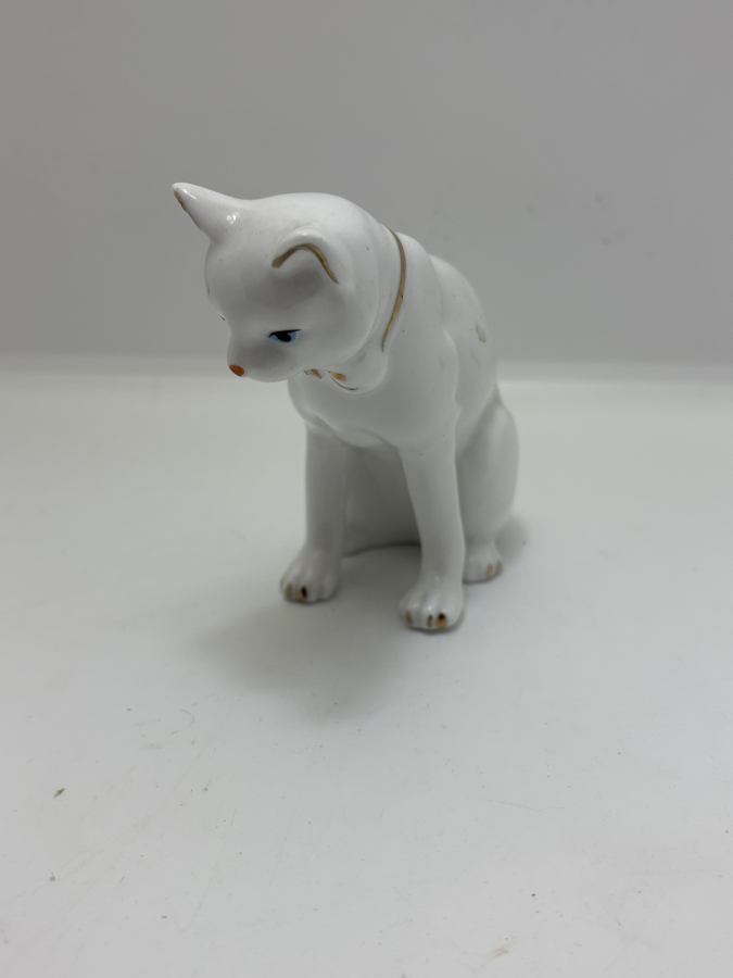 PORSELEN KEDİ FİGÜRÜ