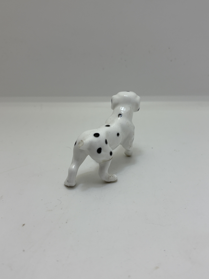 PORSELEN DALMAÇYALI KÖPEK FİGÜRÜ