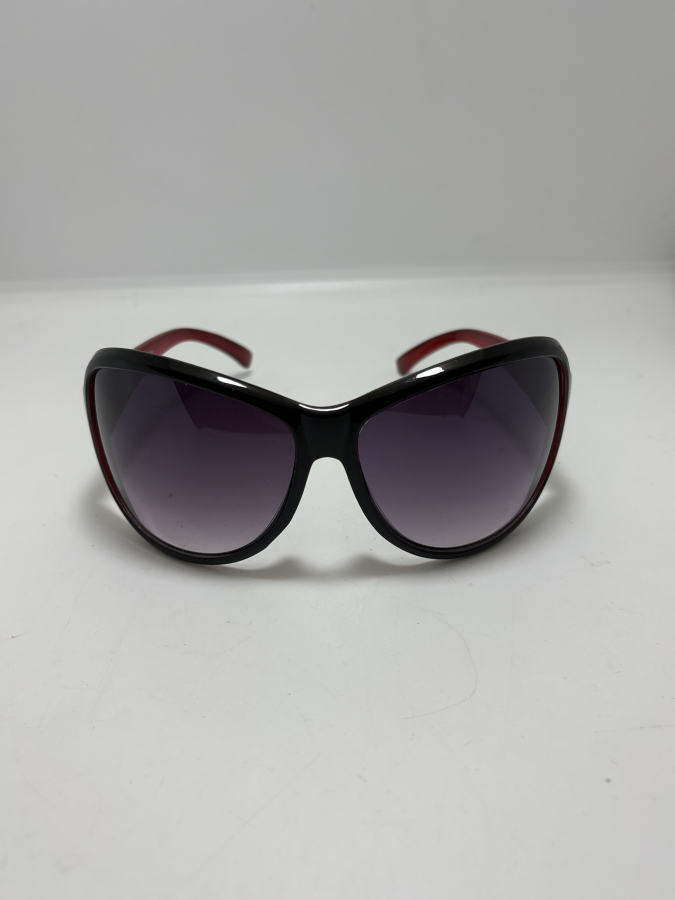 SİYAH–BORDO PLASTİK ÇERÇEVELİ GÜNEŞ GÖZLÜĞÜ