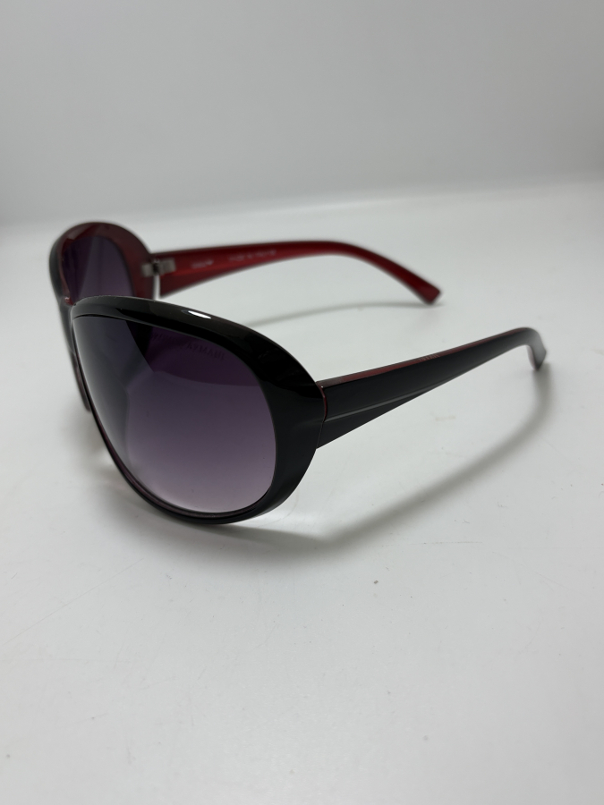 SİYAH–BORDO PLASTİK ÇERÇEVELİ GÜNEŞ GÖZLÜĞÜ