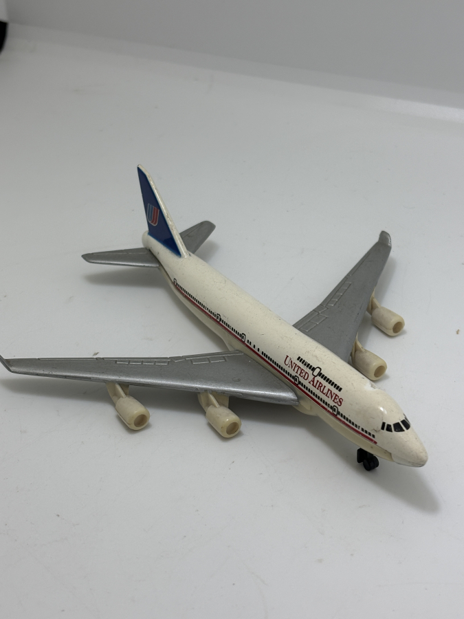 UNITED AIRLINES METAL YOLCU UÇAĞI MAKETİ