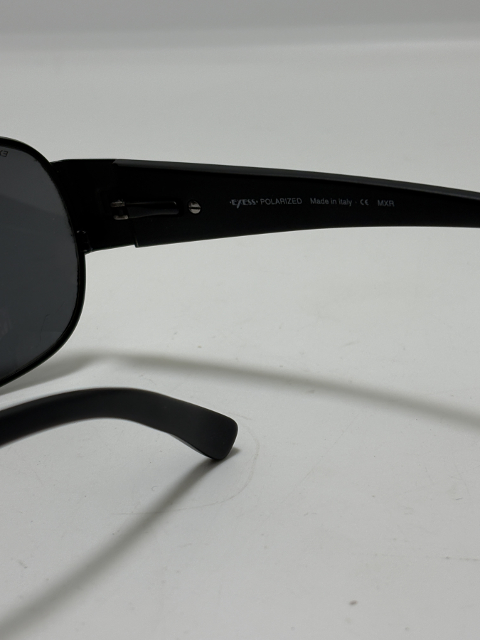 EXESS SİYAH METAL ÇERÇEVELİ GÜNEŞ GÖZLÜĞÜ