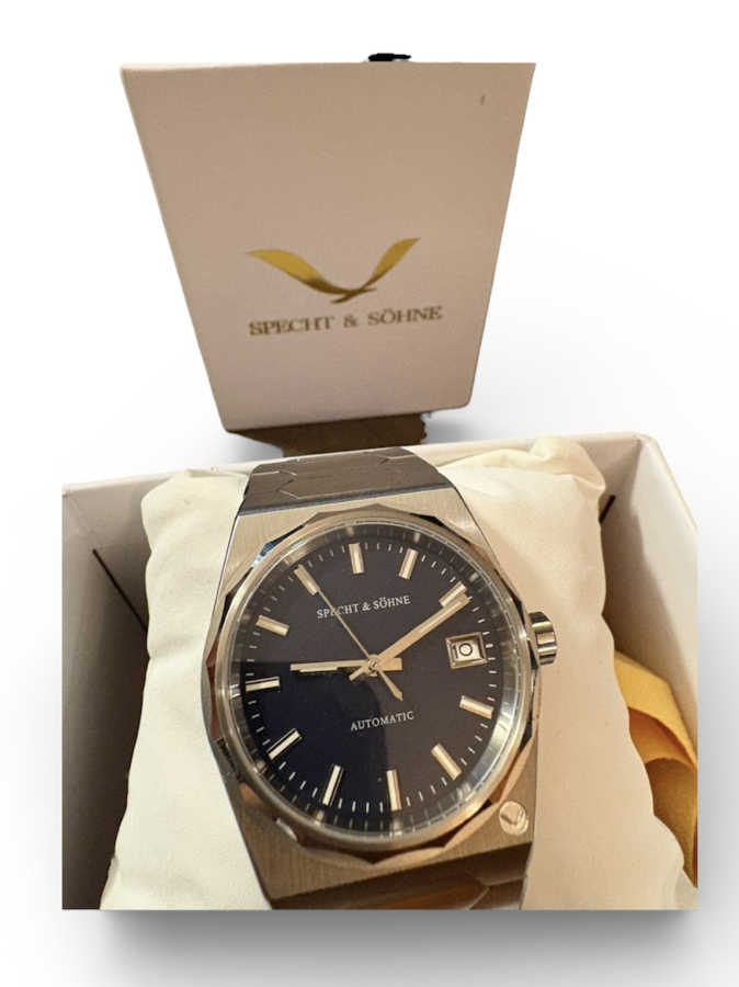 Specht & Söhne Otomatik Çelik Saat – Entegre Bilezik, Siyah Kadran (SIFIR, Kutulu)